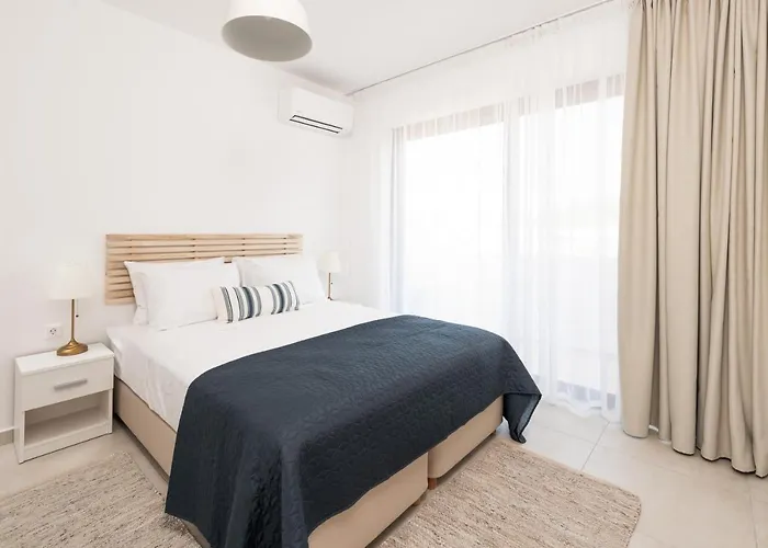 דירה Aquarama Pool Apt. - Blue איקסיה