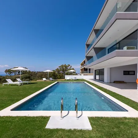 Aquarama Pool Apt. - Blue *